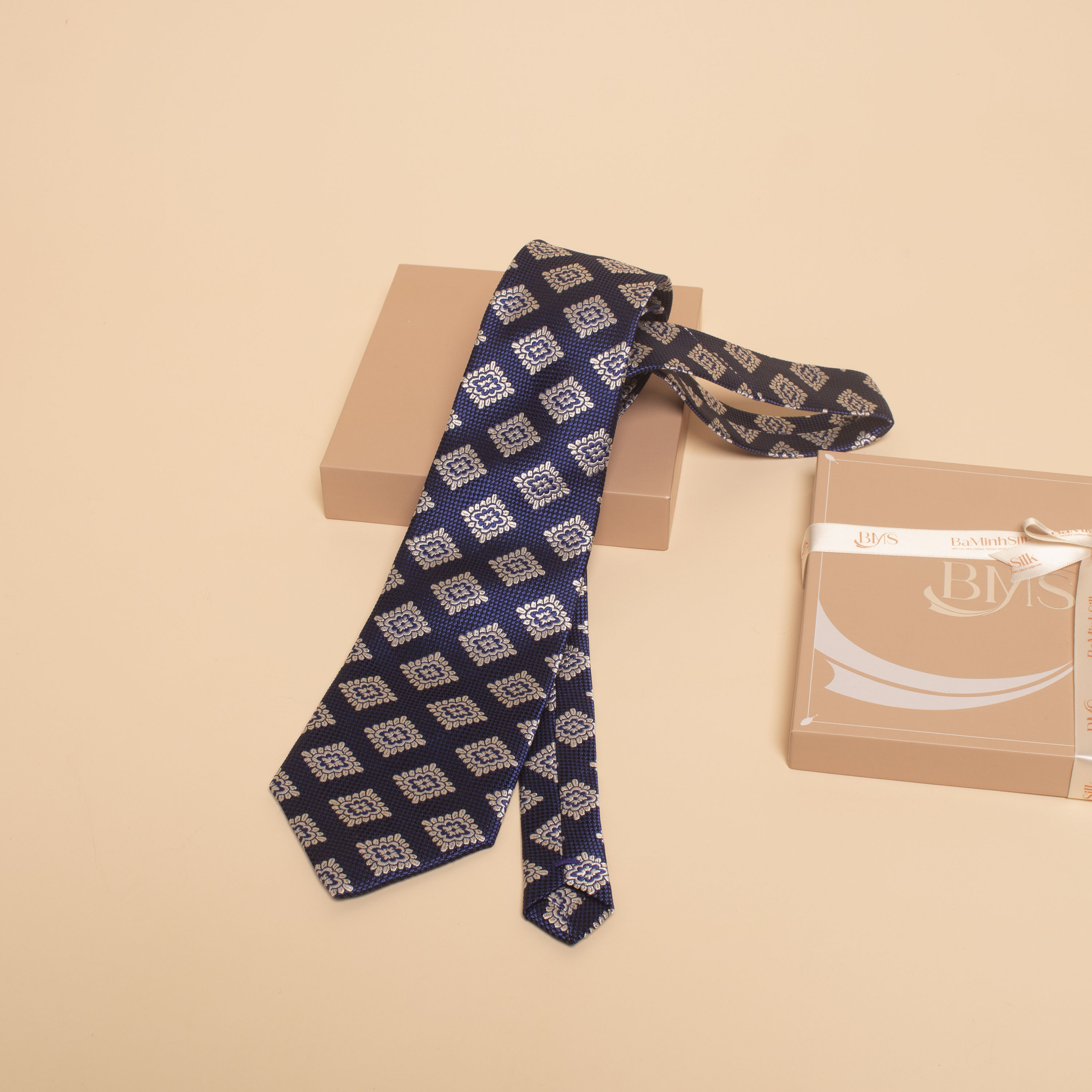 cà vạt lụa tơ tằm cv01