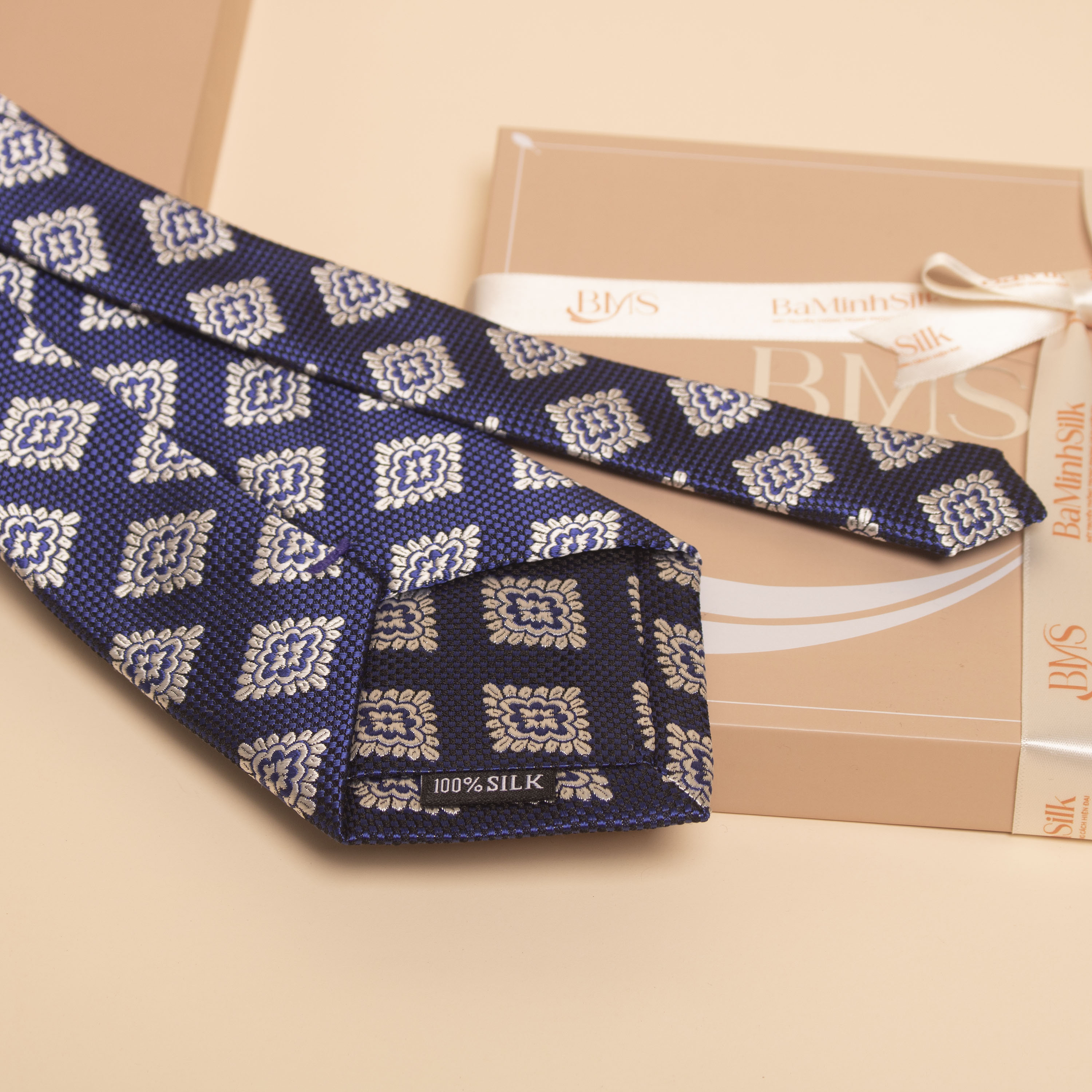 cà vạt lụa tơ tằm cv01