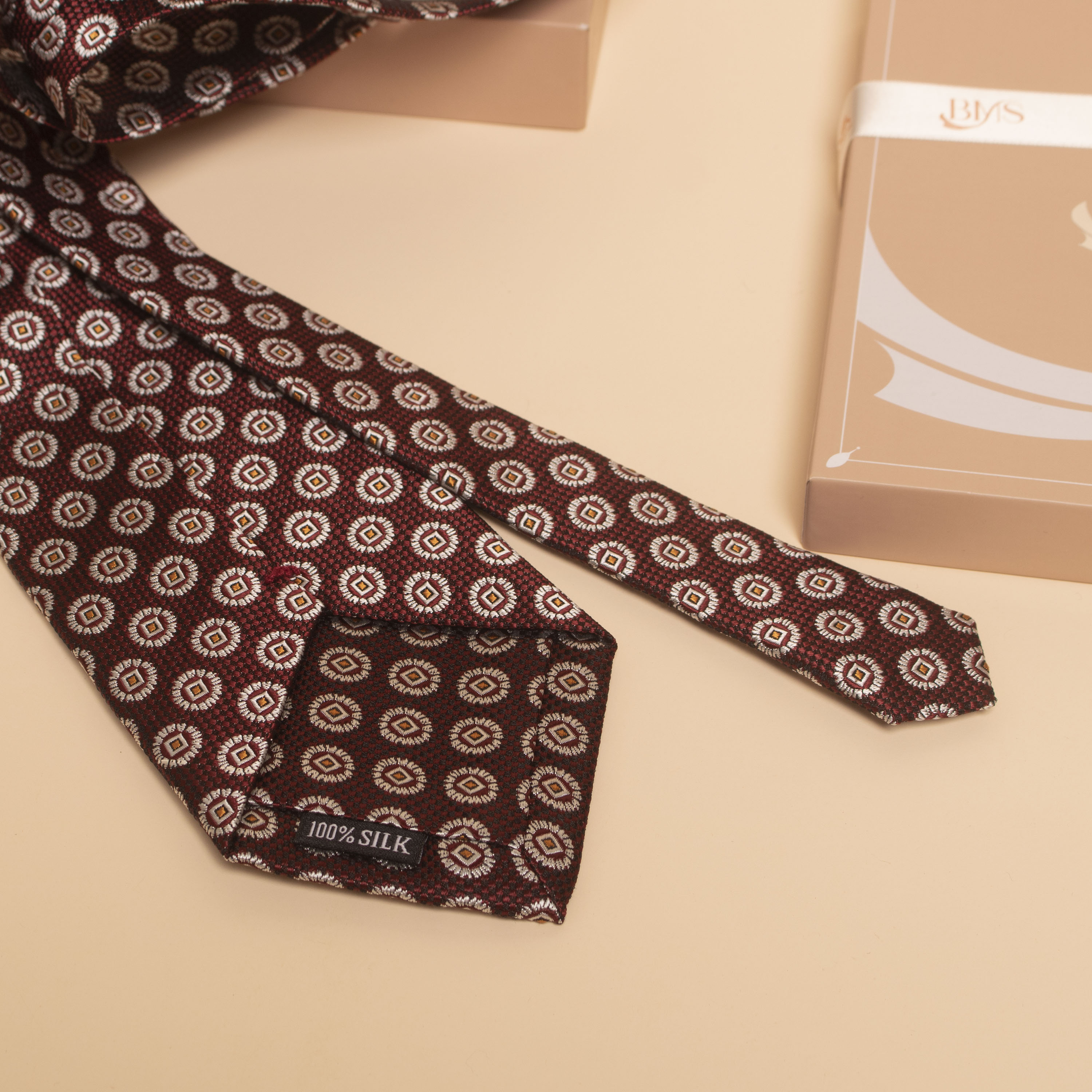 bề mặt cà vạt lụa cv57