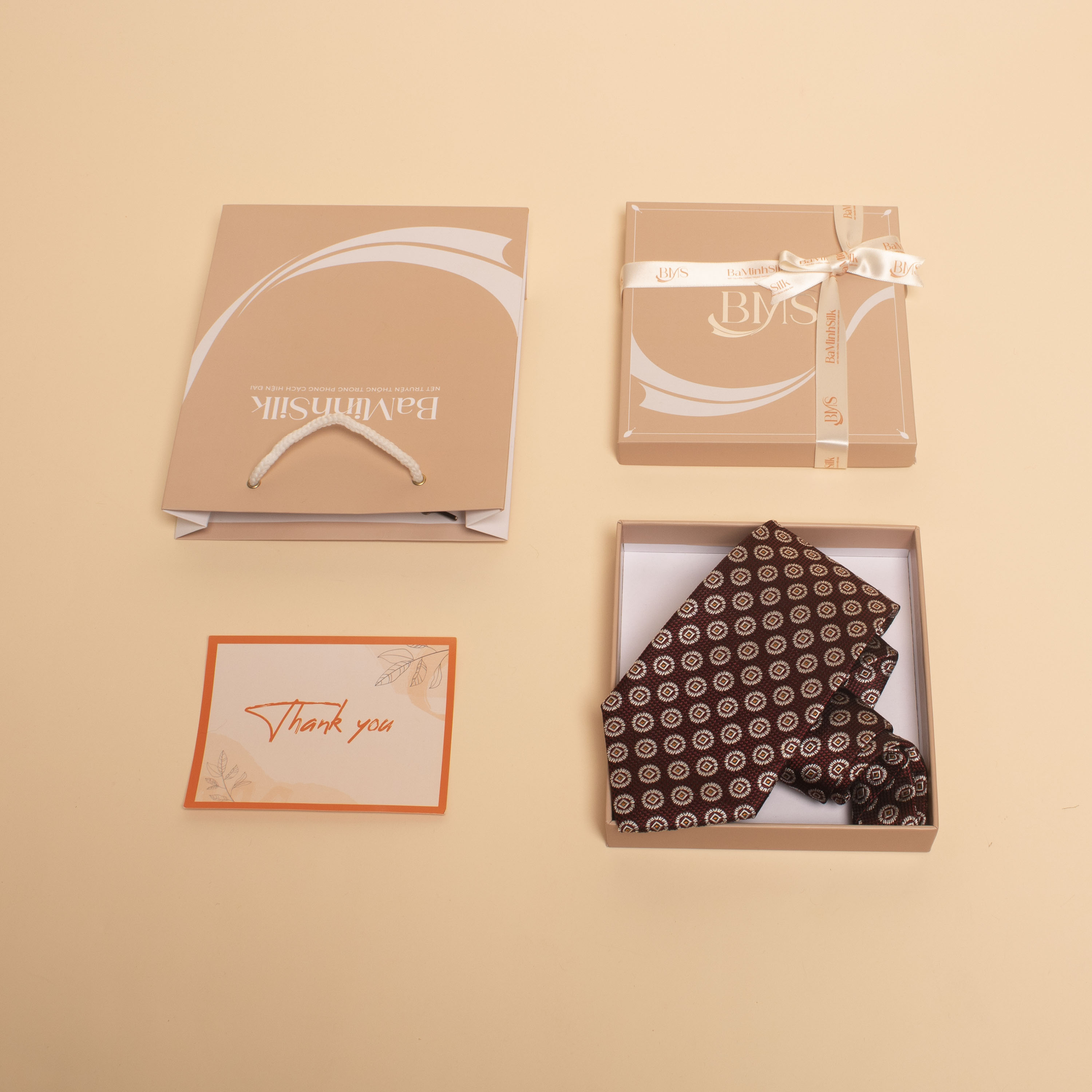 đóng hộp cà vạt lụa cv57