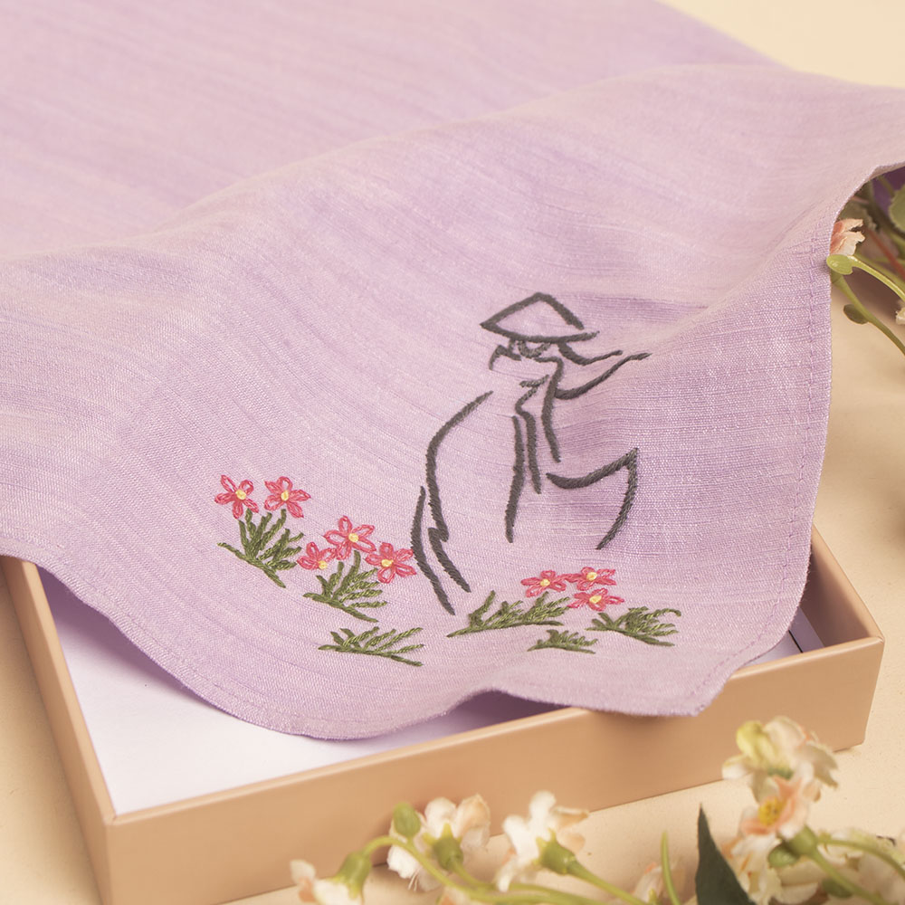 khăn tay tím cô gái áo dài bề mặt