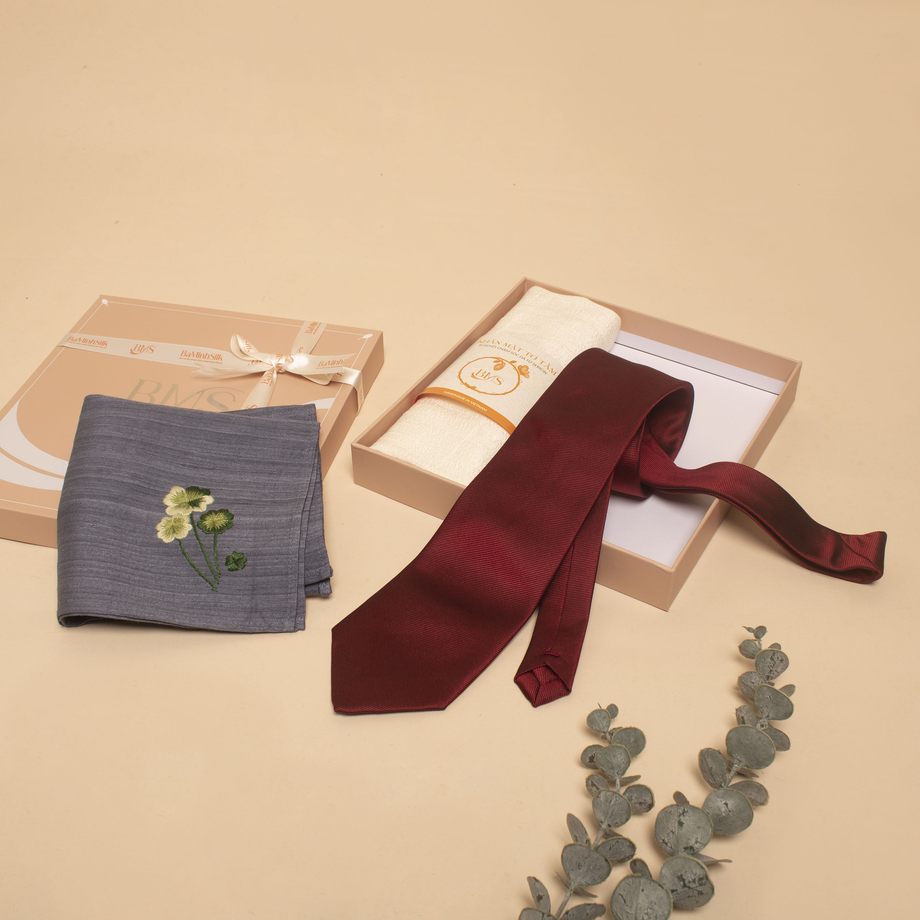 set quà 033 thành đạt set quà cao cấp tặng nam của Bá Minh Silk