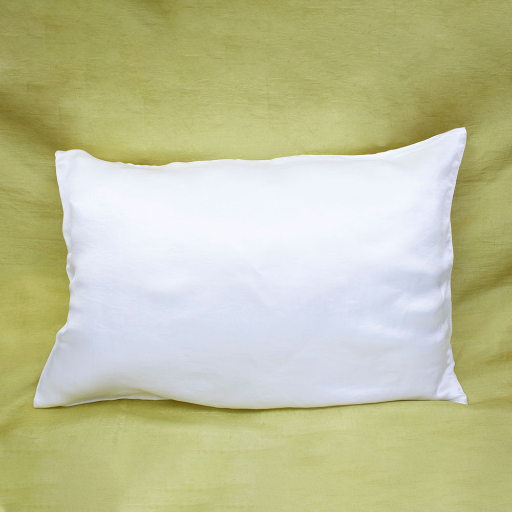 Khẩu Trang Lụa Santin 35x50cm Màu Trắng