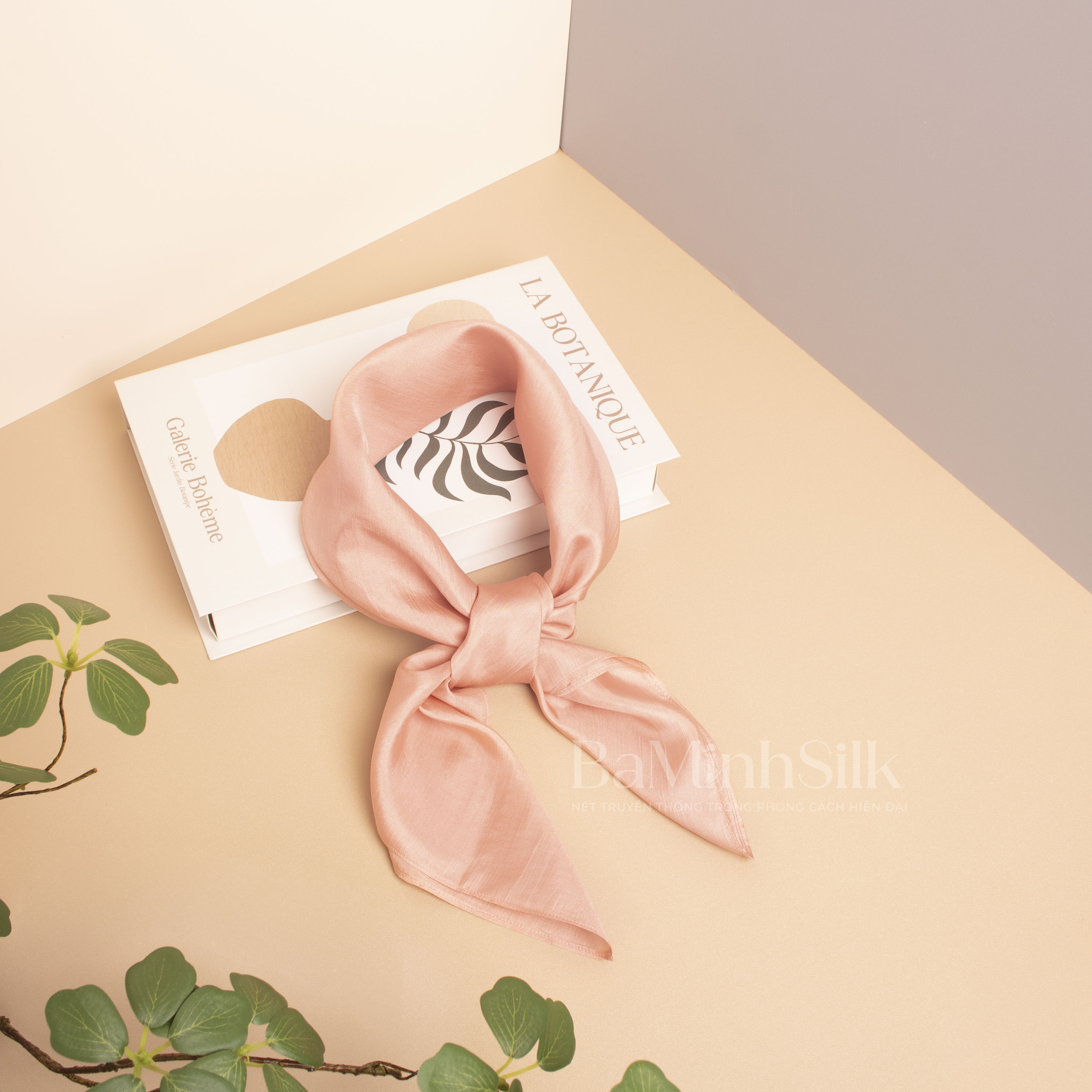 khăn lụa vuông size 70x70cm màu hồng vỏ đỗ