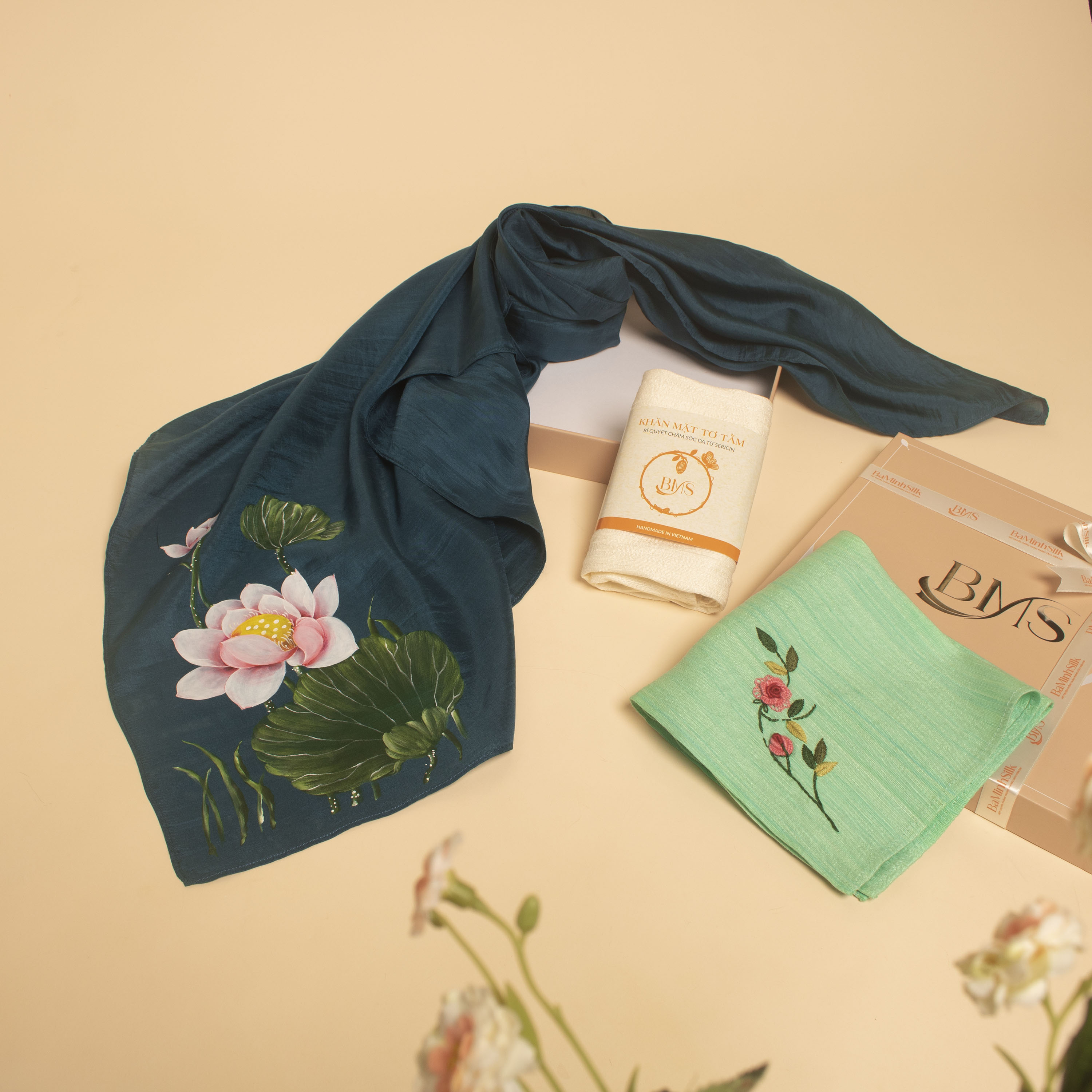 set quà 060 ngọc bích