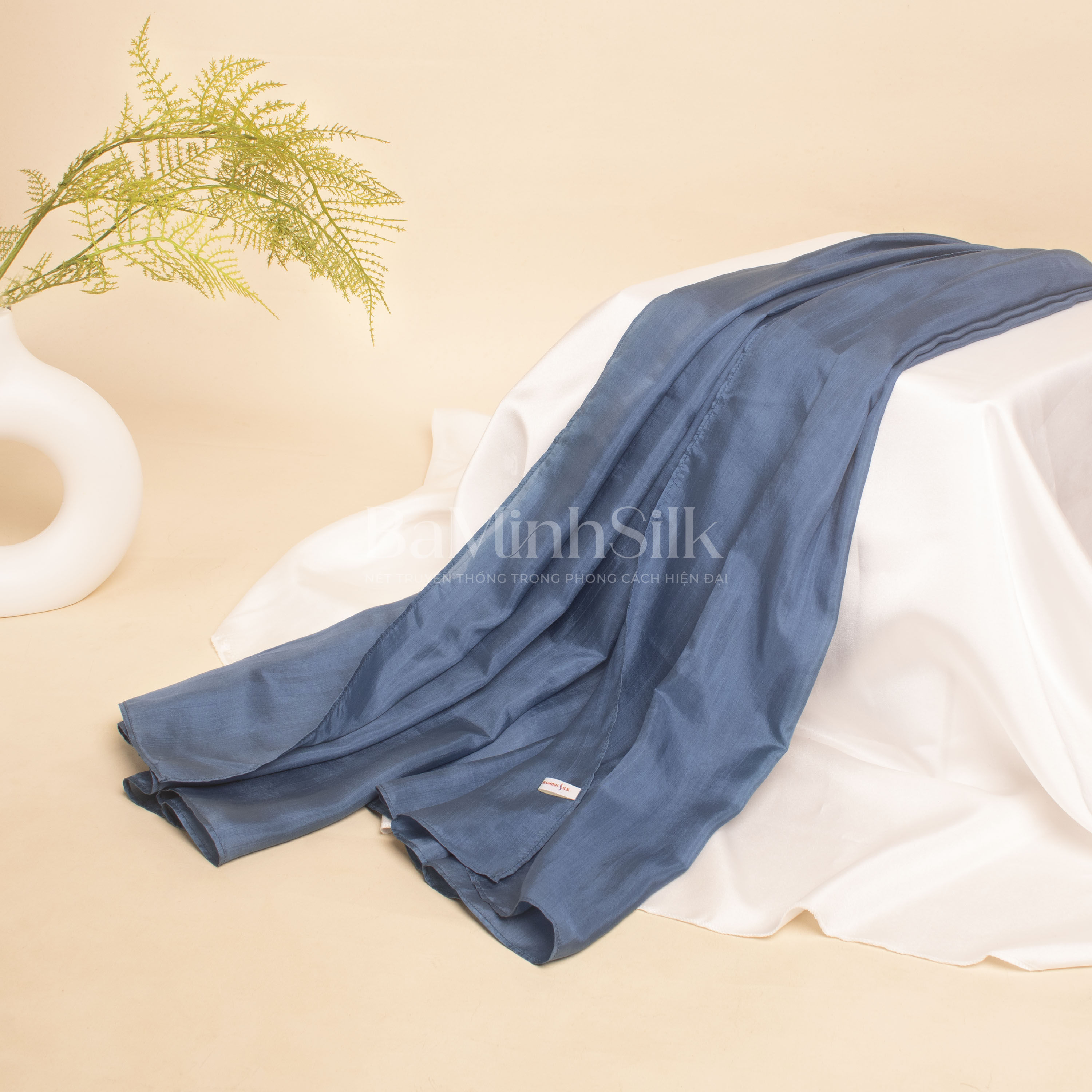 c khăn choàng lụa tơ tằm cao cấp kích thước 85x180cm màu xanh lá ngọc bích