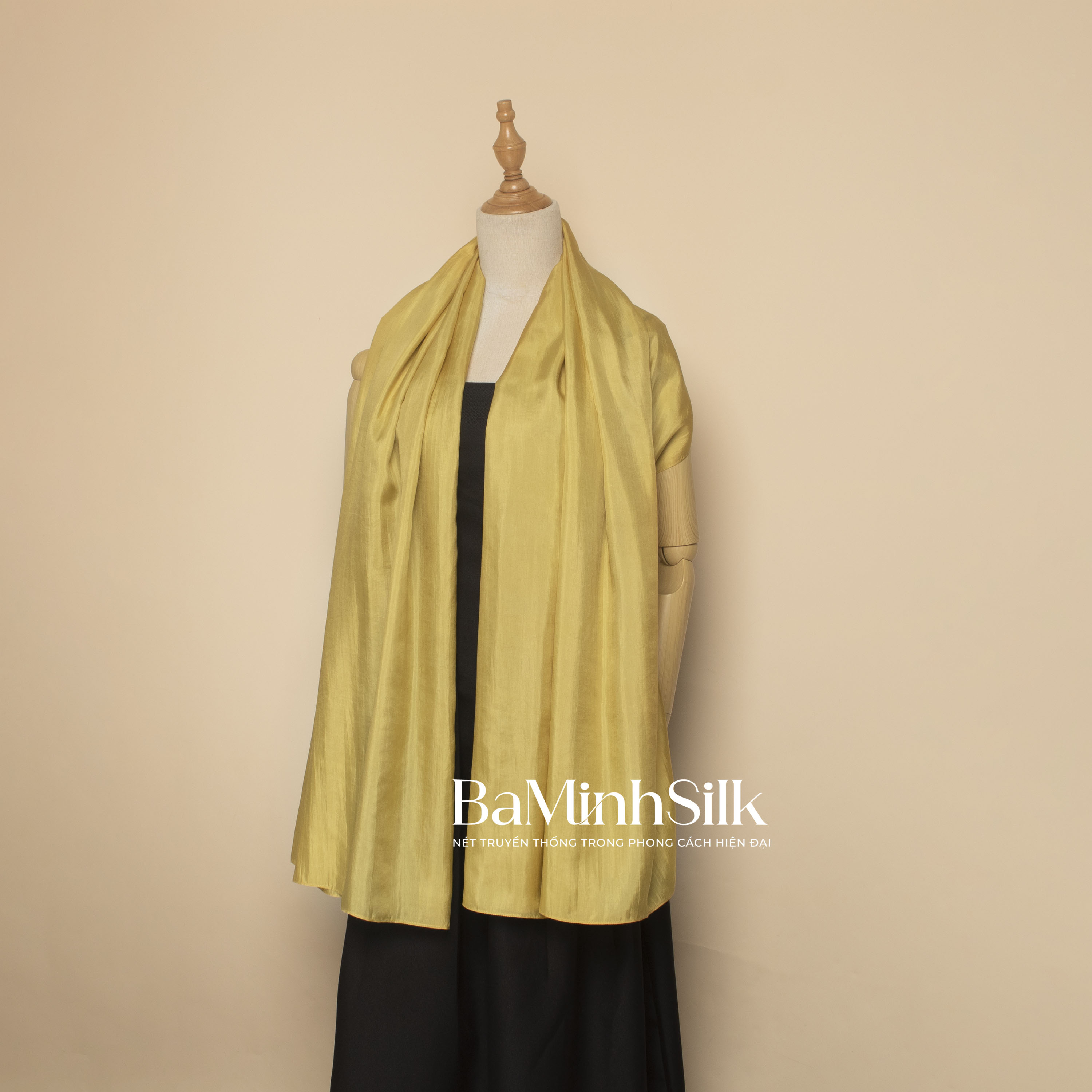 khăn lụa dài trơn màu vàng khăn lụa dài trơn màu vàng