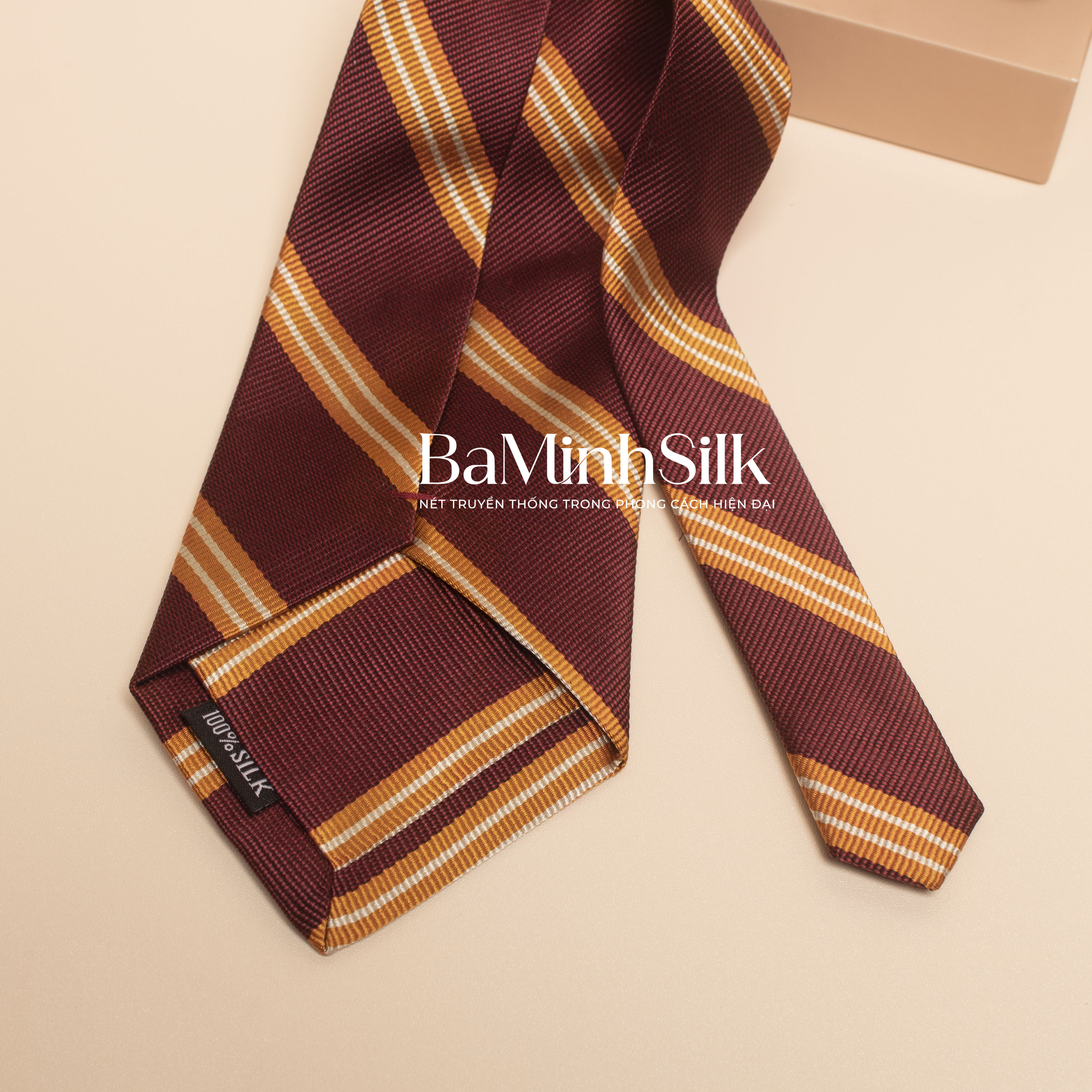 cà vạt lụa tơ tằm cv 22 hoạ tiết đỏ sọc vàng - bá minh silk