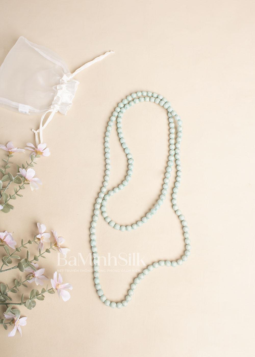 Vòng-lụa-hạt-nhỏ-xanh-mint
