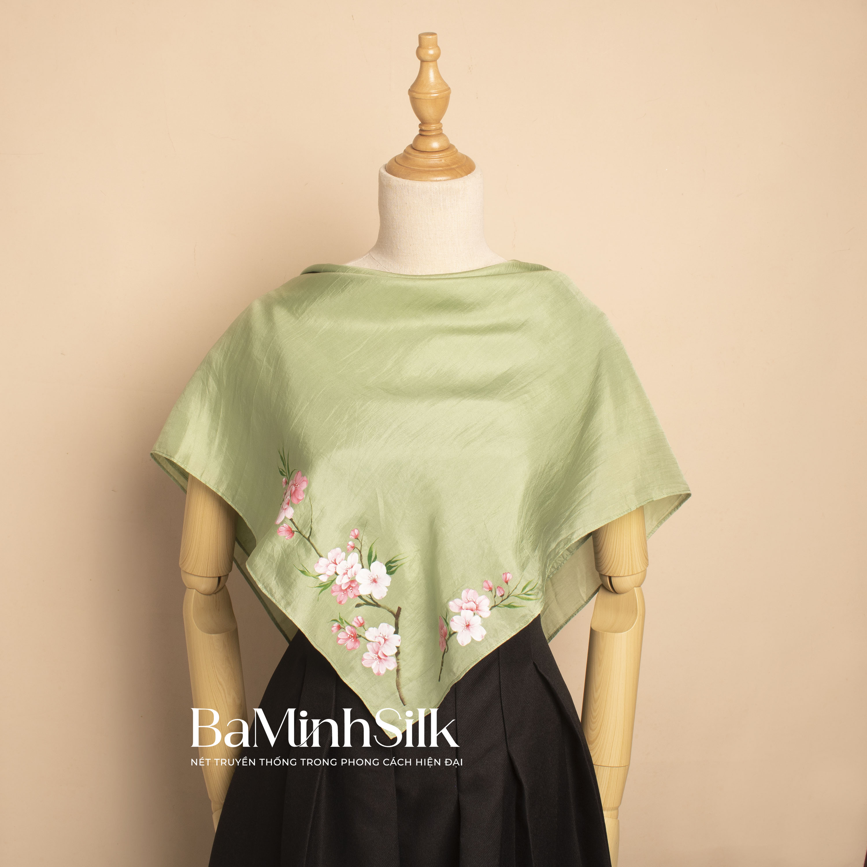 khăn lụa vuông 80x80 cành đào xanh lá ngọc bích