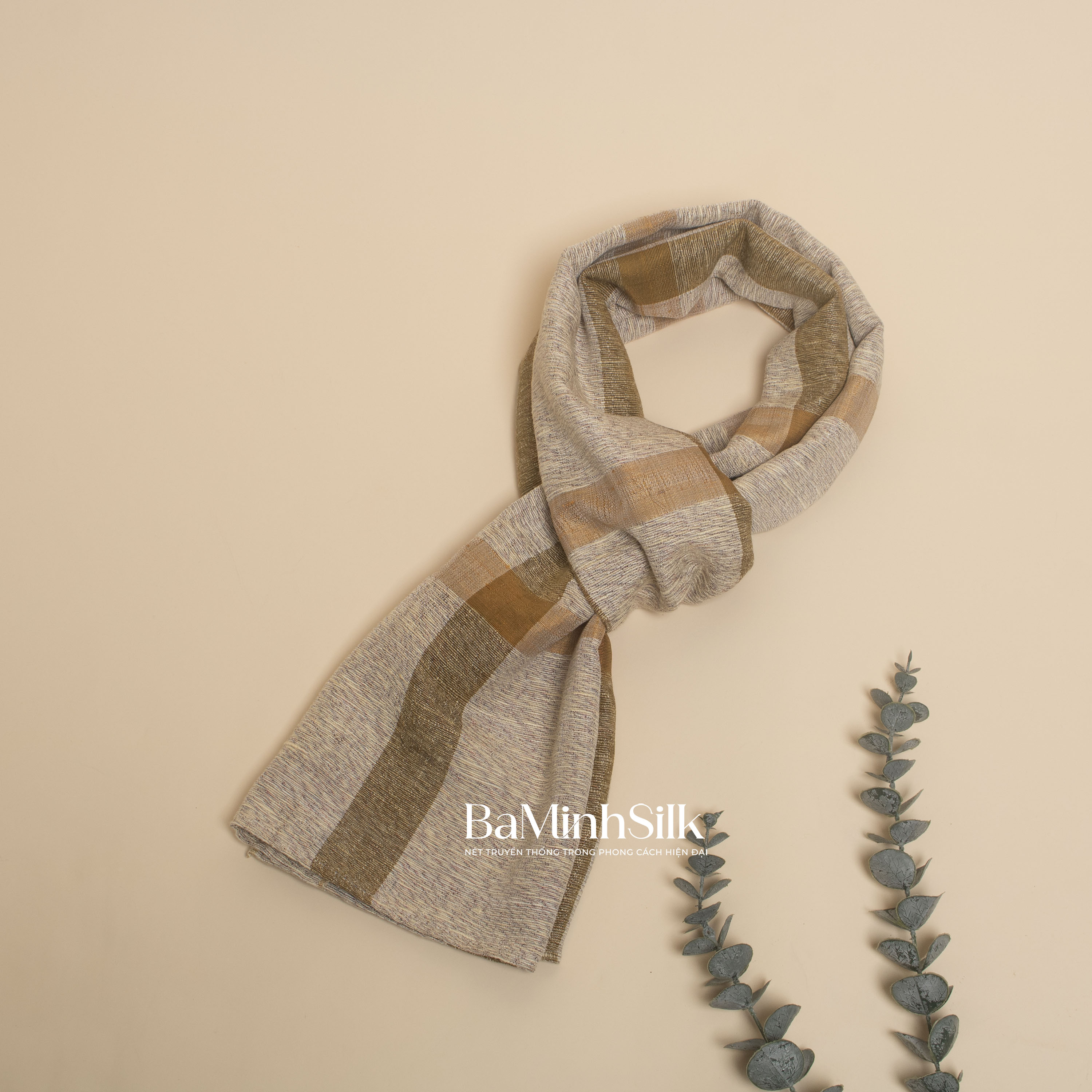 khăn quàng đũi tơ tằm kẻ ô mã 03
