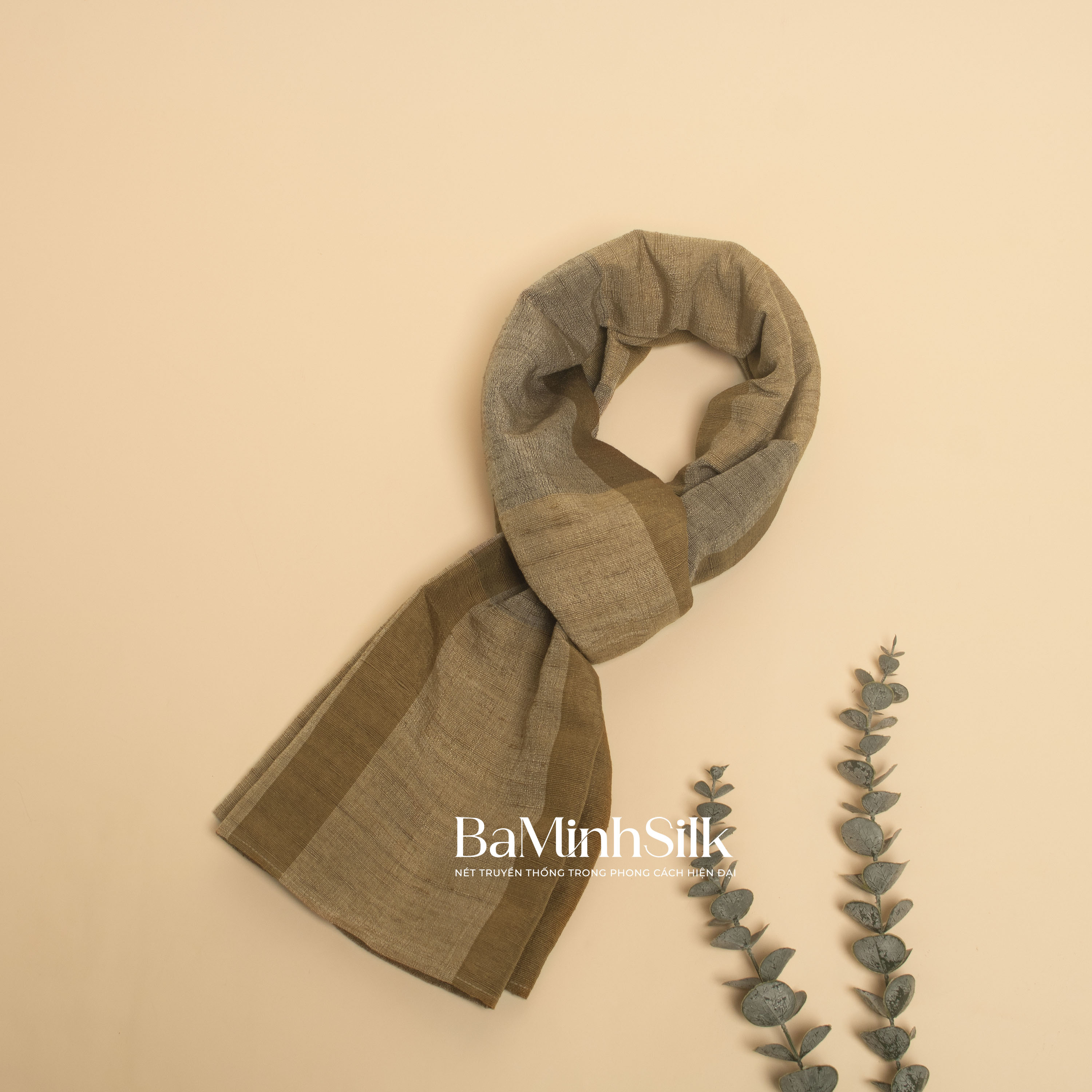 khăn quàng đũi tơ tằm kẻ ô mã 04