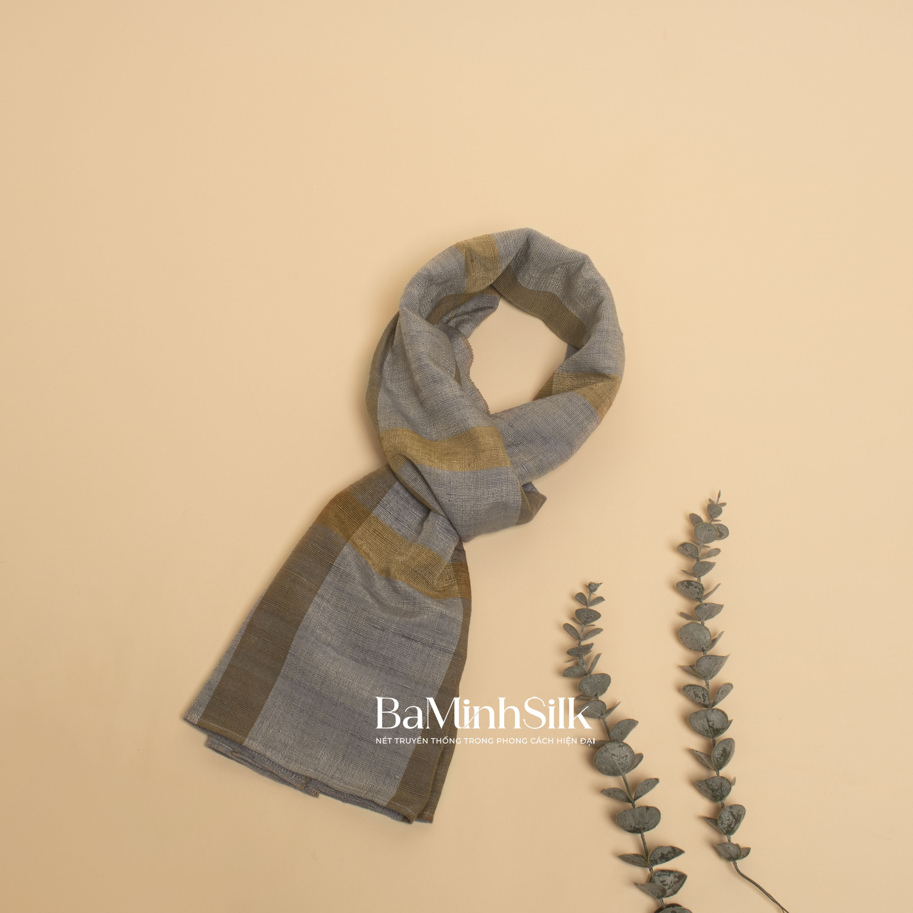 khăn quàng đũi tơ tằm kẻ ô mã 05