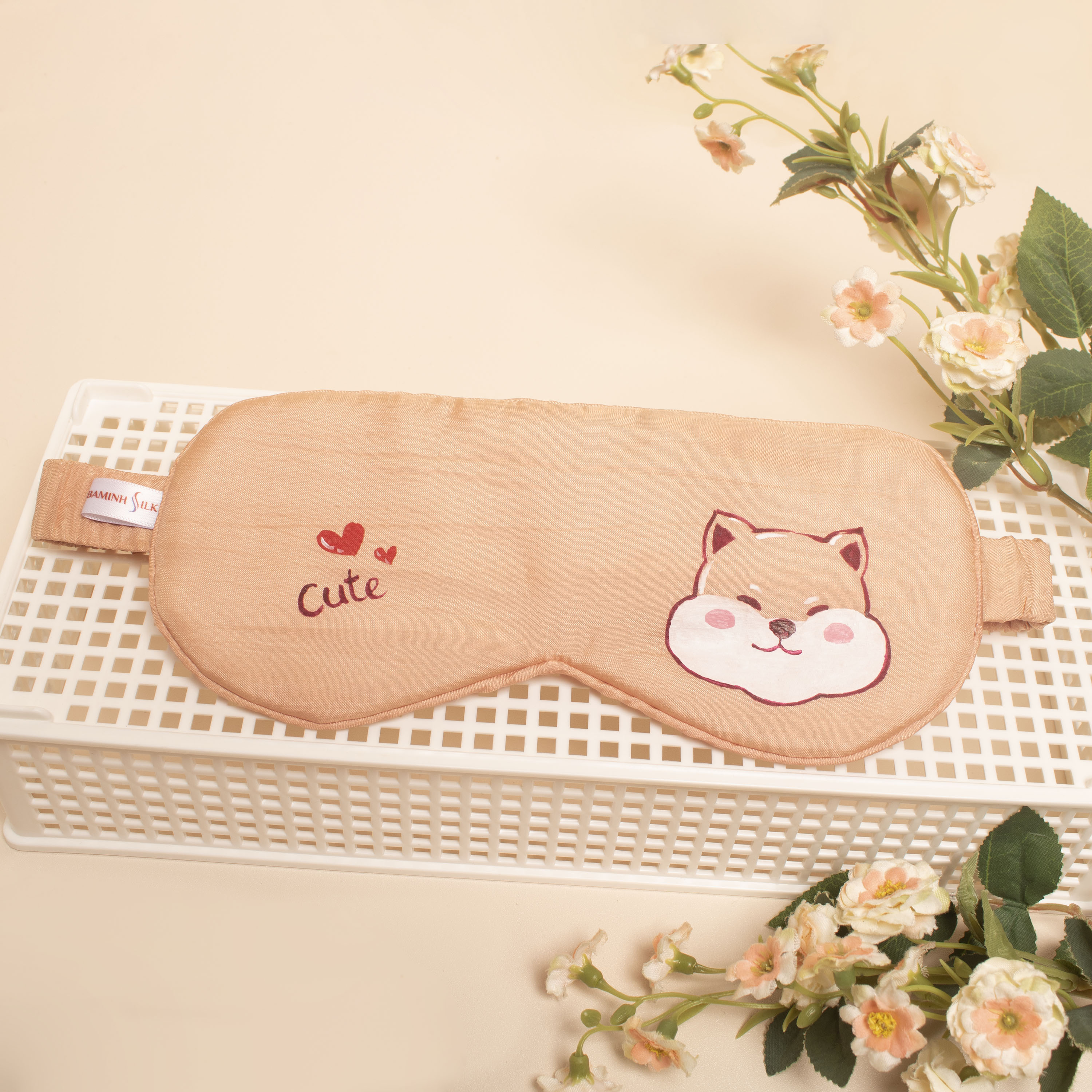 bịt mắt lụa tơ tằm vẽ tay hình cún shiba của Bá Minh Silk