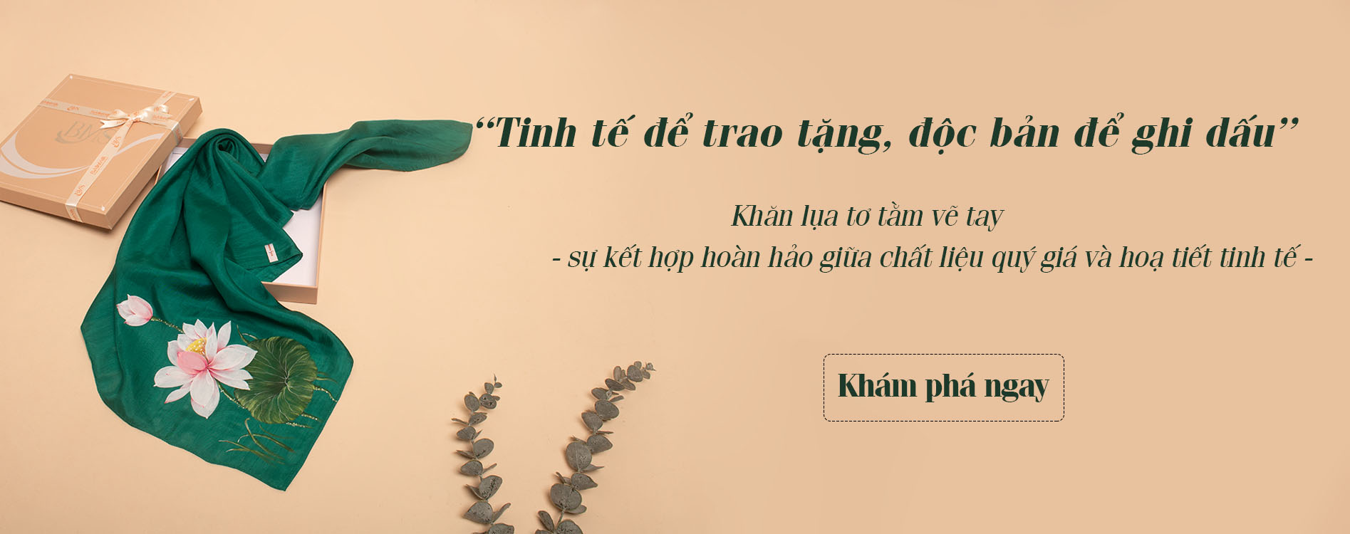 ảnh banner khăn choàng lụa vẽ
