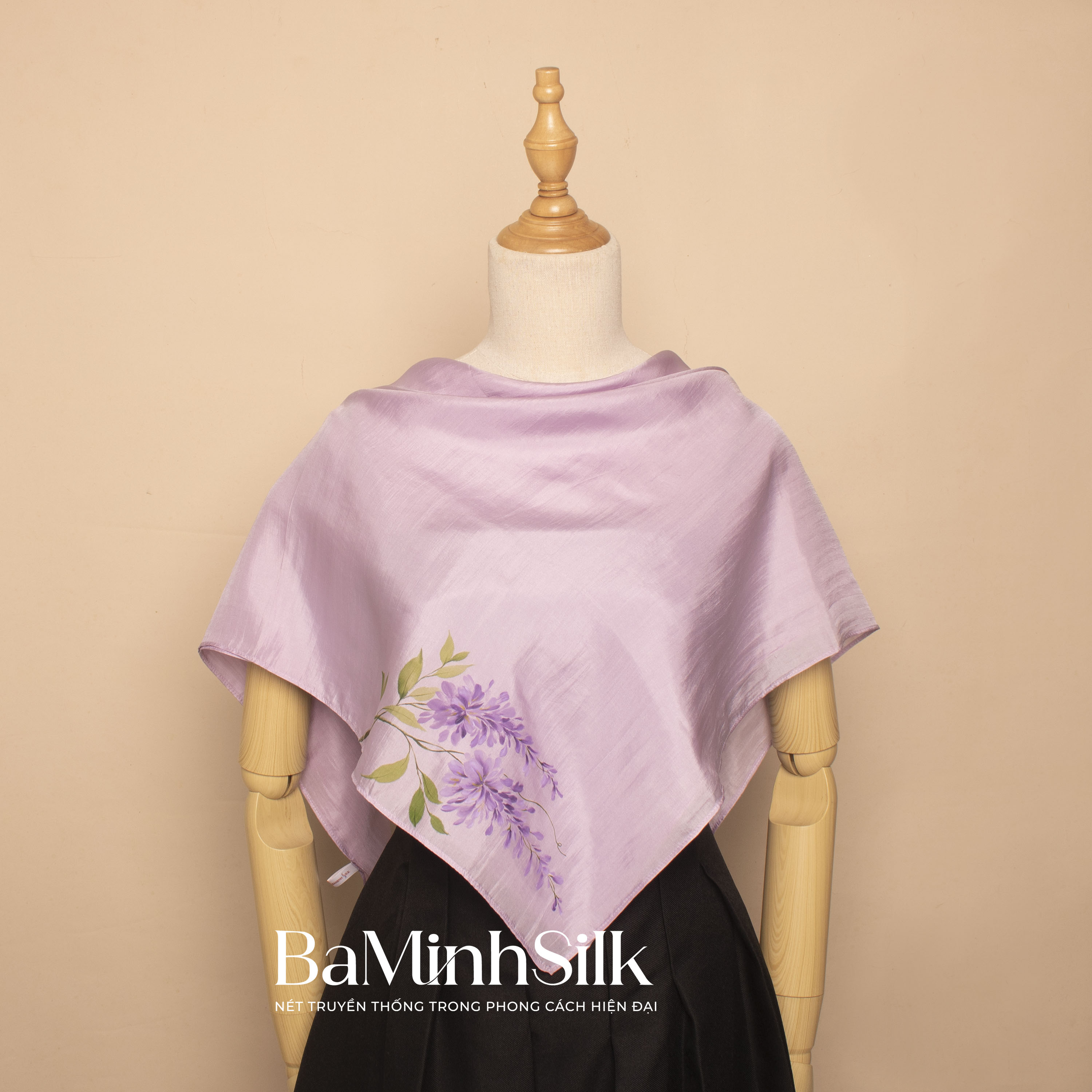 khăn lụa vuông vẽ hoa tử đằng size 80x80cm màu tím