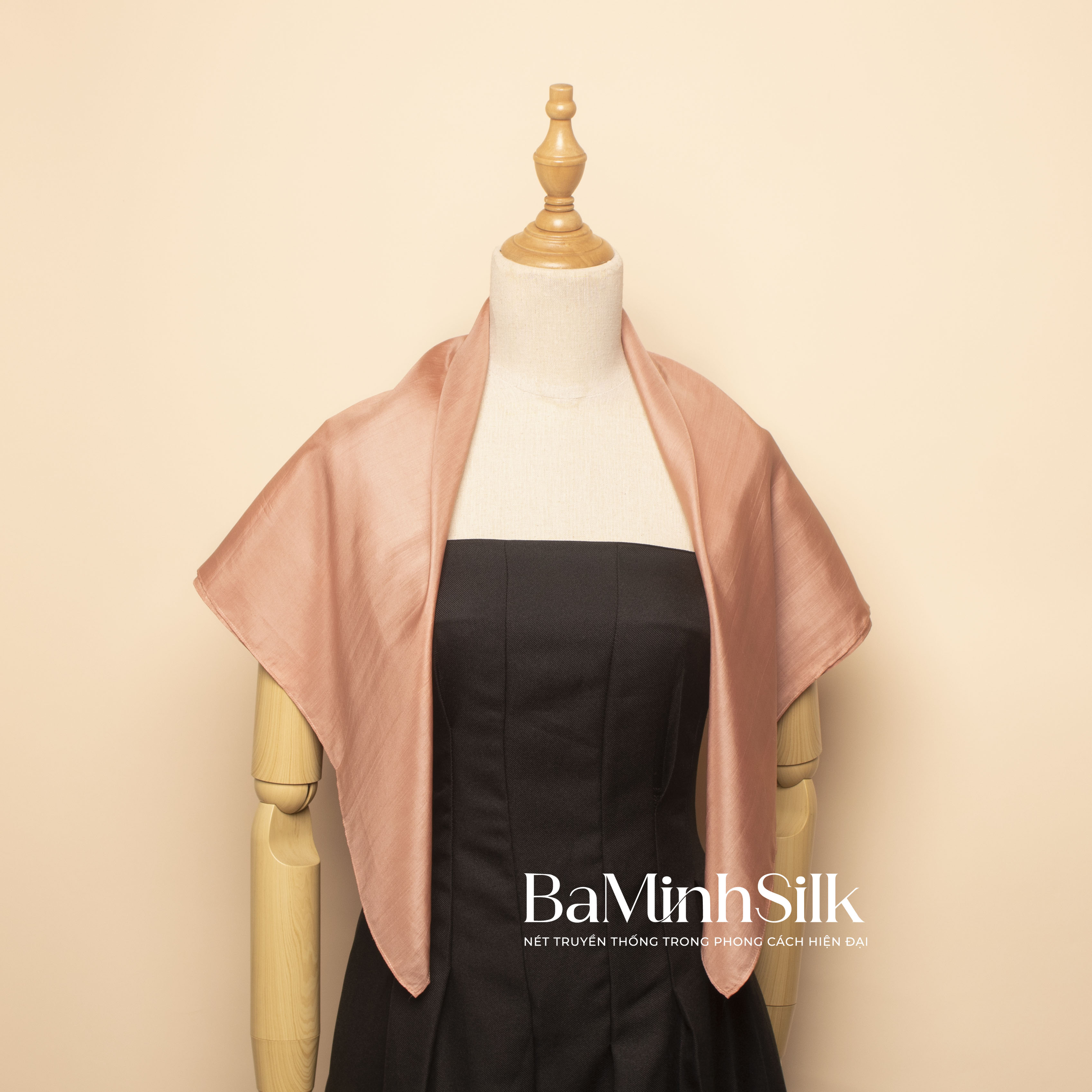 khăn lụa tơ tằm vuông 80x80 hồng vỏ đỗ