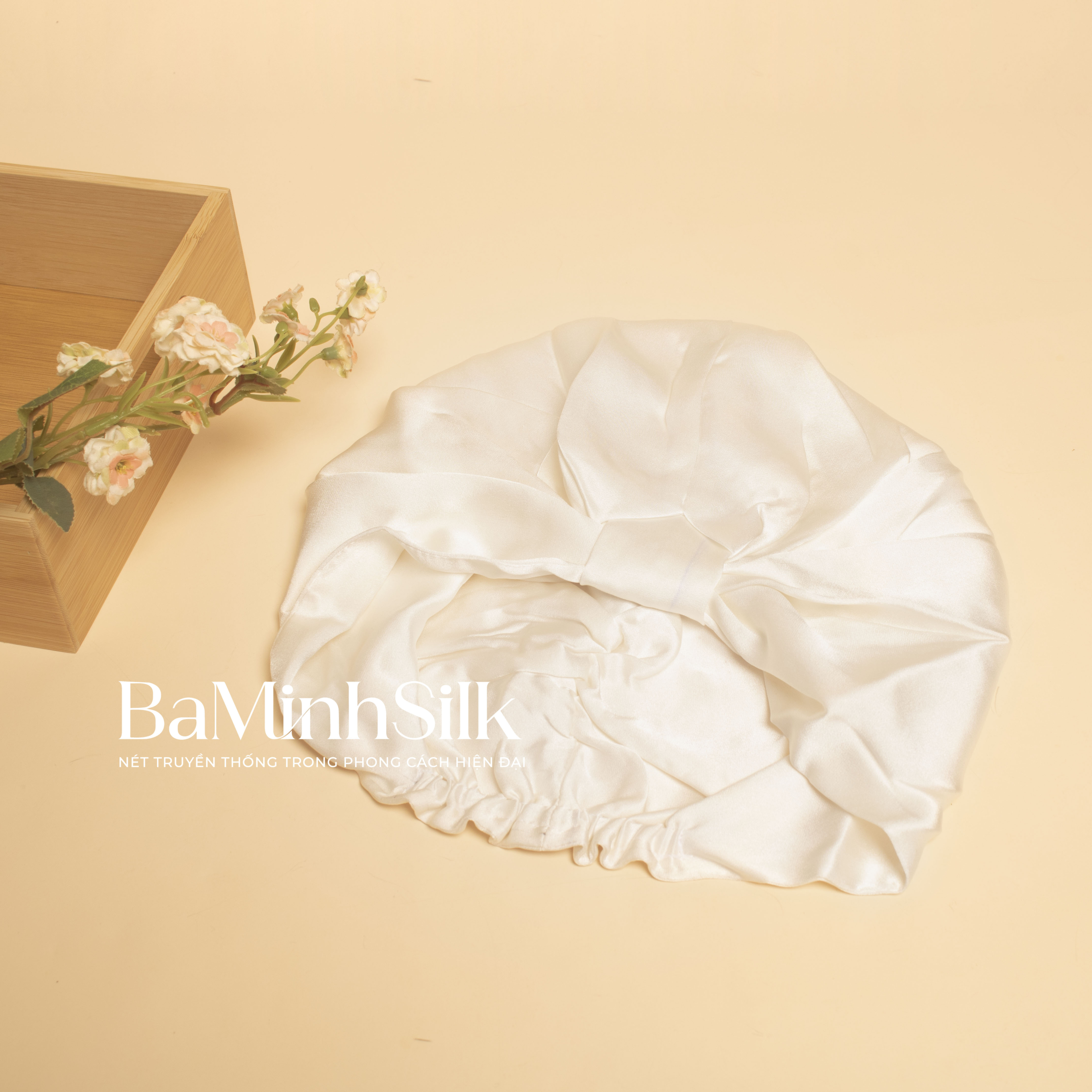 mũ trùm tóc lụa tơ tằm trắng