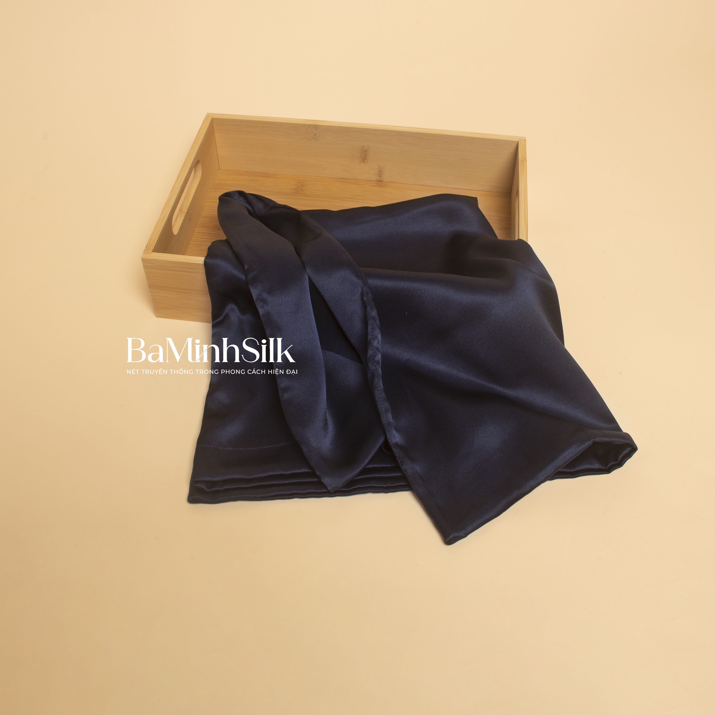 vỏ gối lụa tơ tằm đen